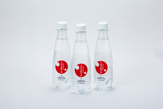 奥会津金山_天然炭酸の水